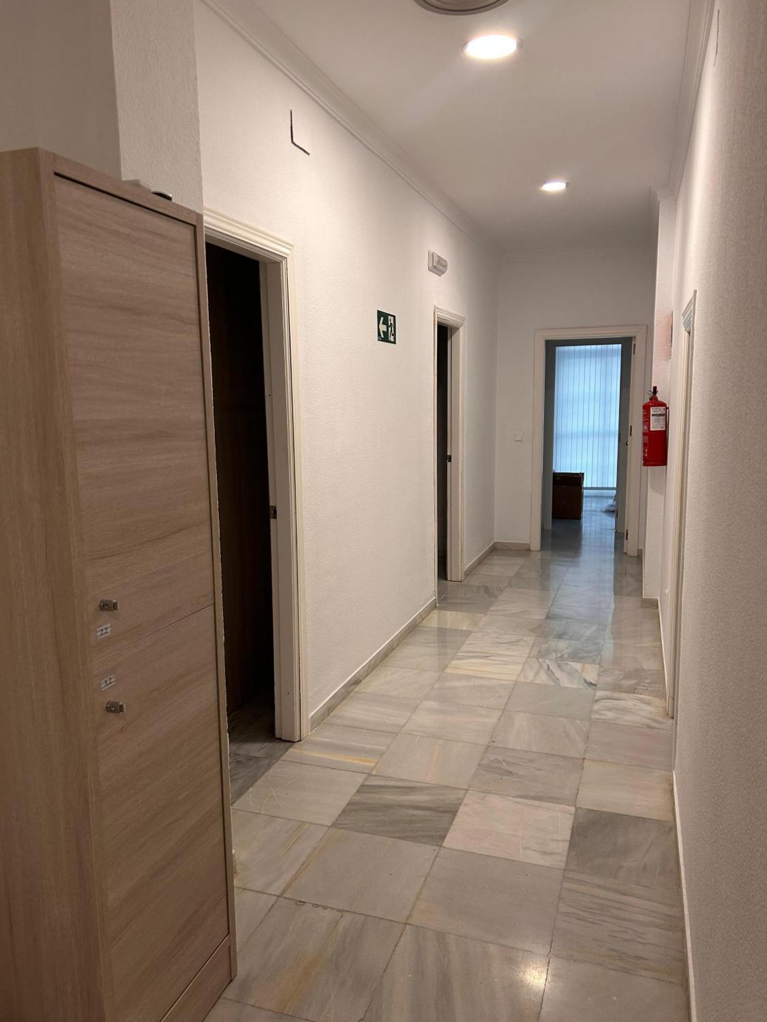 Hostel Sorolla Playa Малага Экстерьер фото